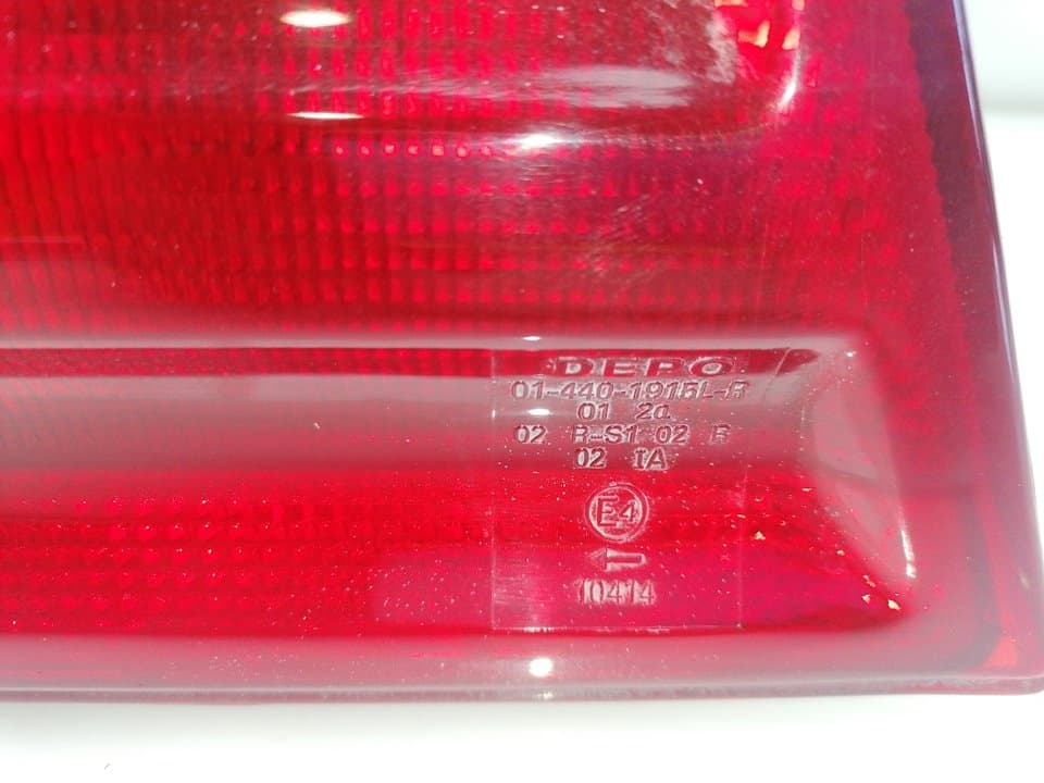 Piloto trasero izquierdo MERCEDES-BENZ CLASE E (W210) 2