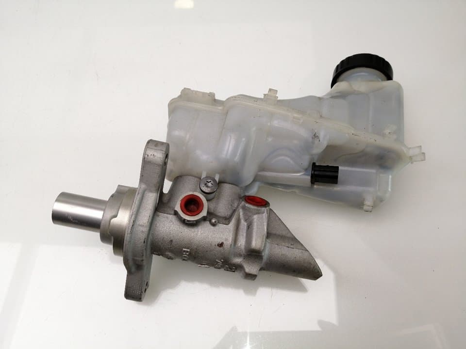 Bomba freno RENAULT MEGANE IV BERLINA 5P 2