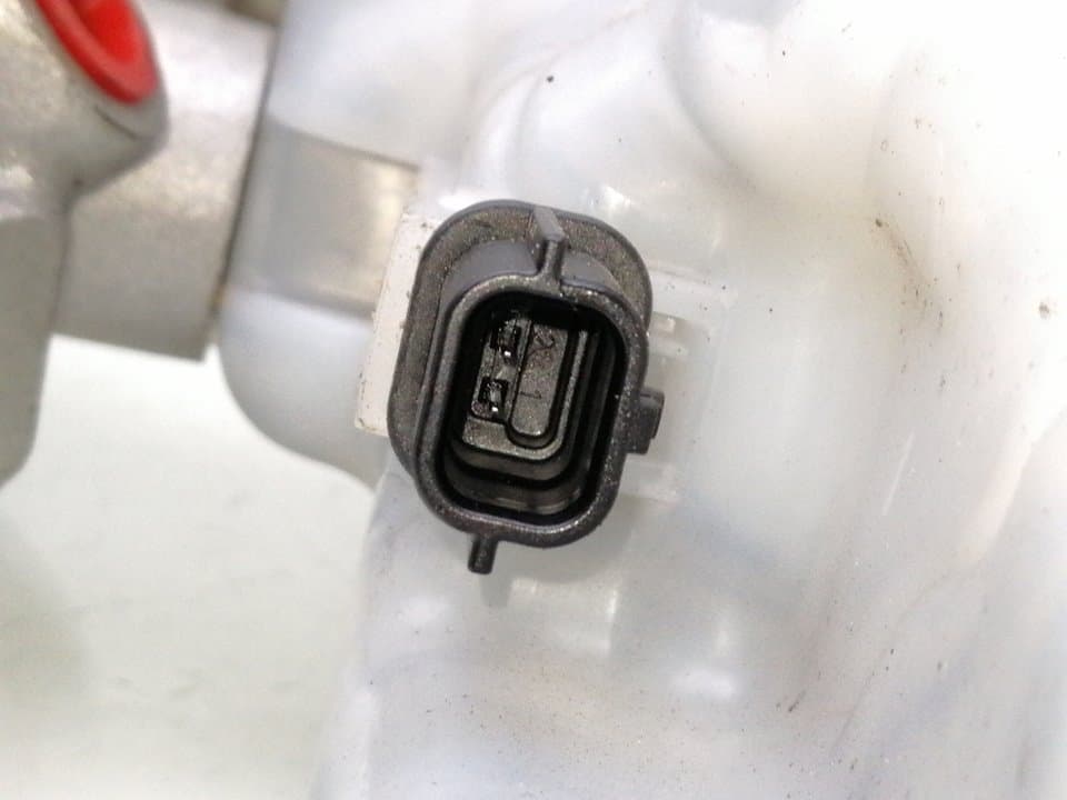 Bomba freno RENAULT MEGANE IV BERLINA 5P