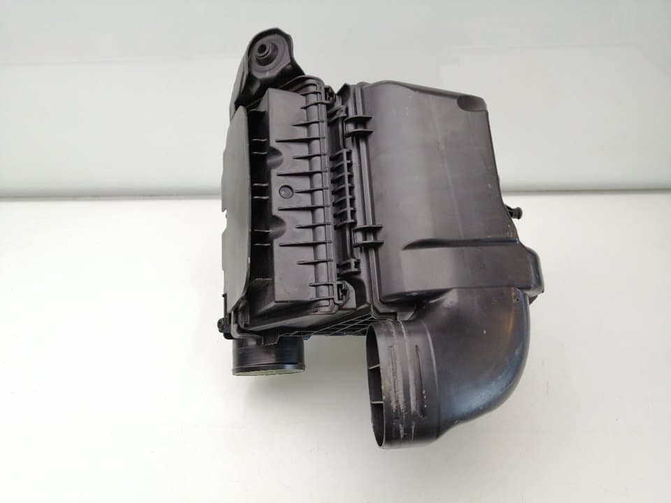 Caja filtro aire RENAULT MEGANE IV BERLINA 5P 5