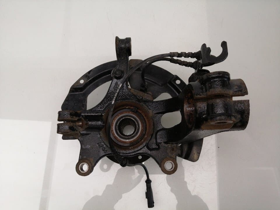 Mangueta delantera izquierda RENAULT MEGANE IV BERLINA 5P 2