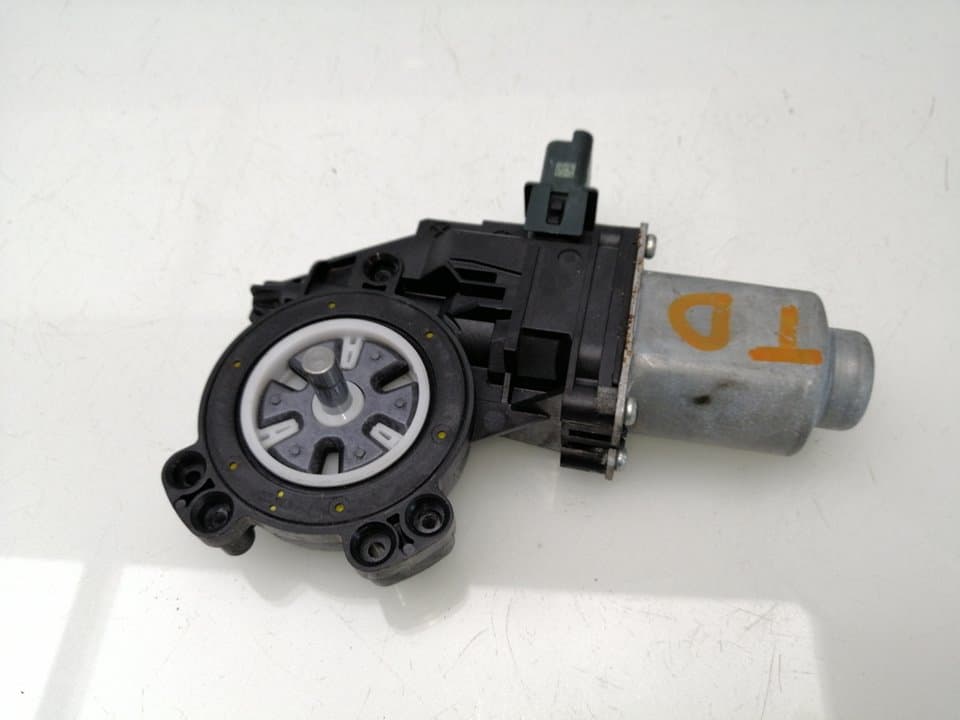 Motor elevalunas trasero derecho RENAULT MEGANE IV BERLINA 5P 2