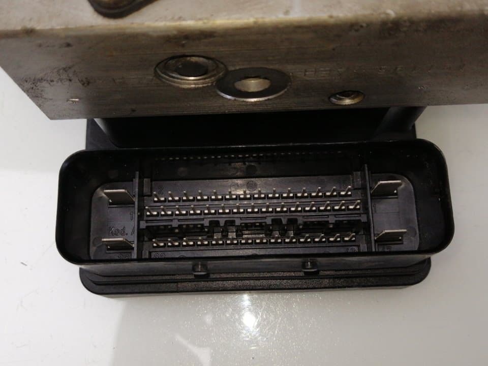 Abs FORD FOCUS BERLINA (CAK) 2