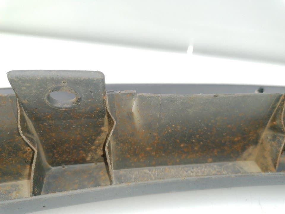 Aletin delantero izquierdo NISSAN TERRANO II (R20)
