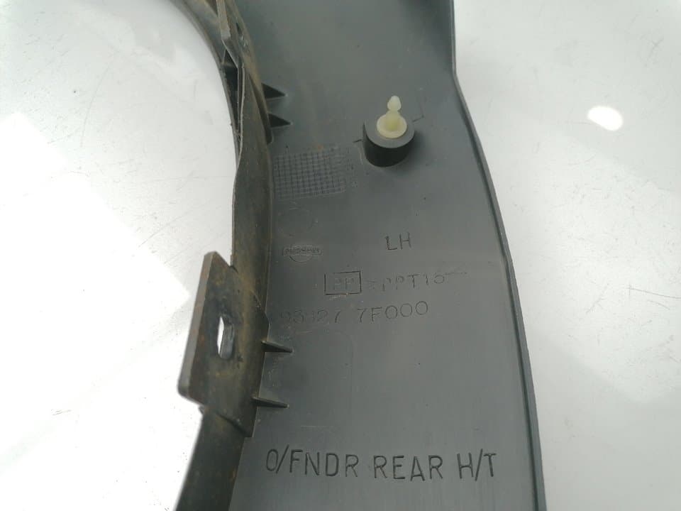 Aletin delantero izquierdo NISSAN TERRANO II (R20) 3