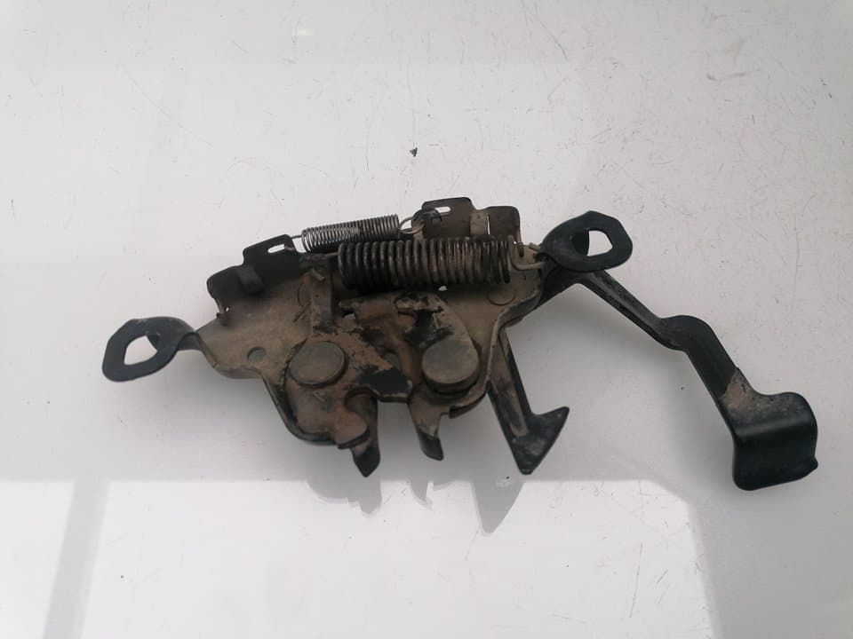 Cerradura capot NISSAN TERRANO II (R20)