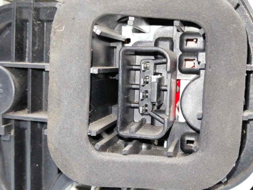 Piloto trasero derecho VOLKSWAGEN GOLF V BERLINA (1K1) 3