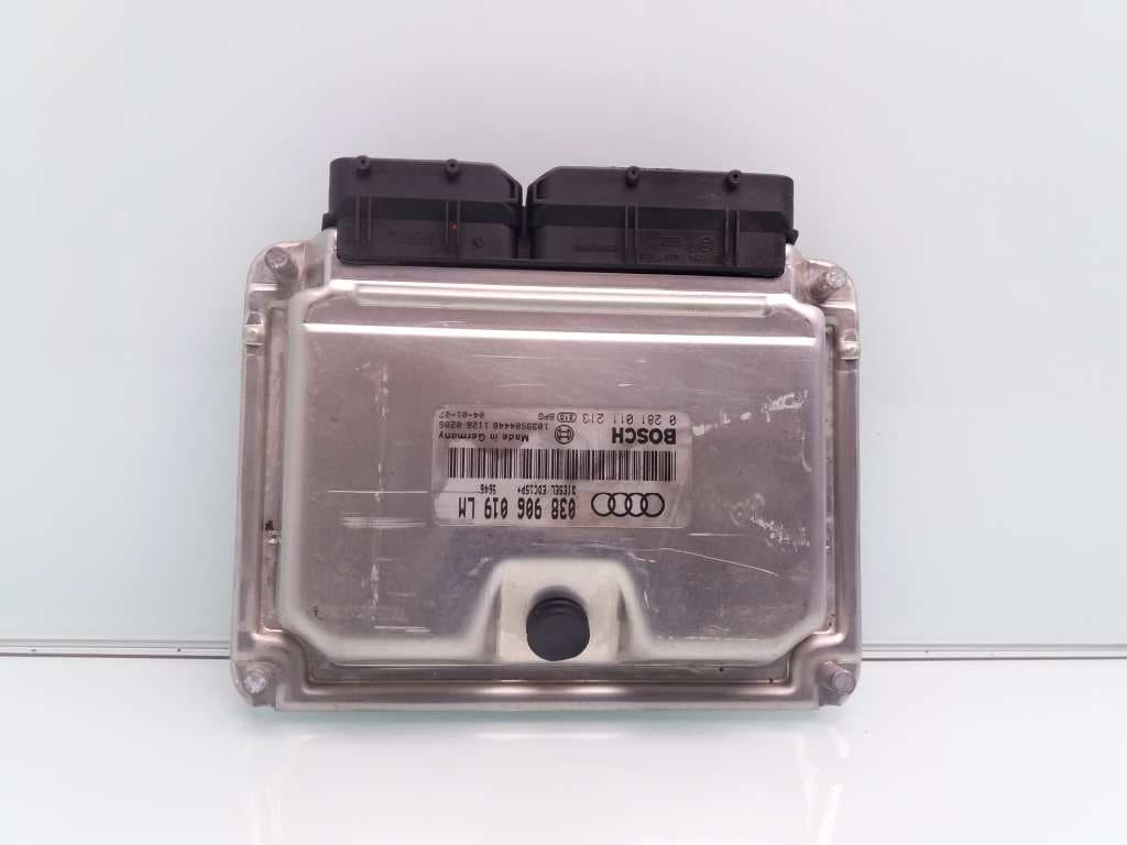 Centralita motor uce AUDI A6 AVANT (4B5)