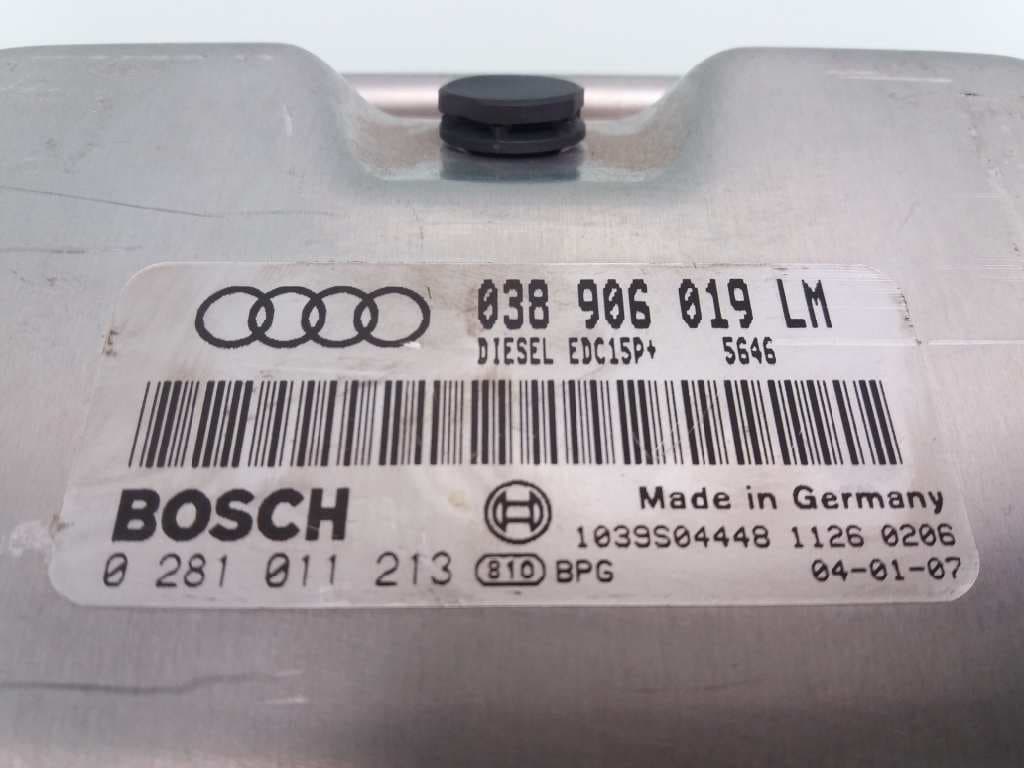 Centralita motor uce AUDI A6 AVANT (4B5) 2