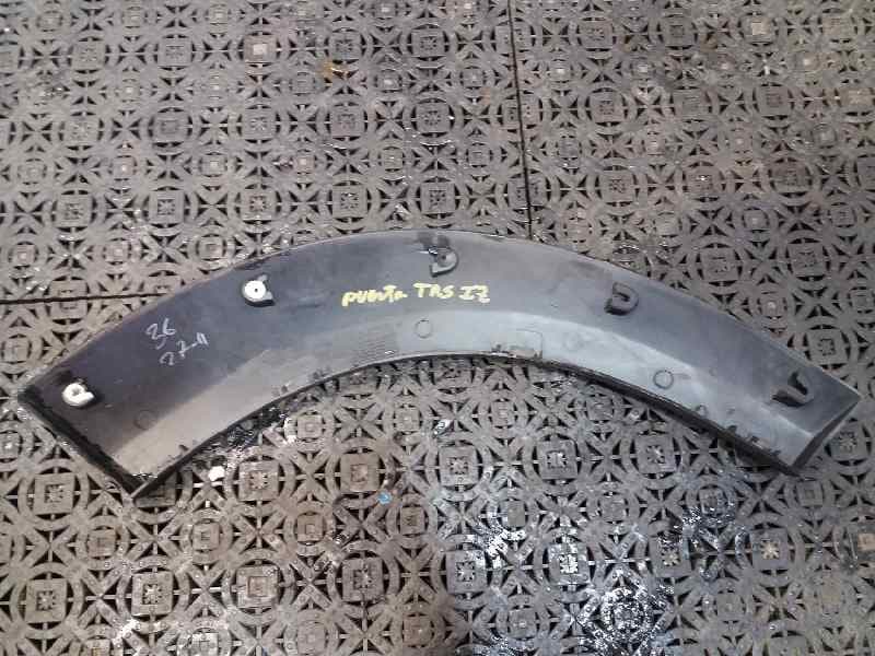 Aletin trasero izquierdo LAND ROVER FREELANDER (LN) 3