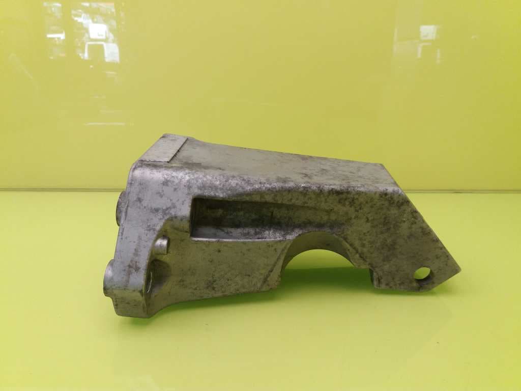 Soporte motor MITSUBISHI MONTERO PININ (H60/H70)