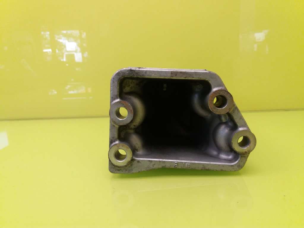 Soporte motor MITSUBISHI MONTERO PININ (H60/H70) 3