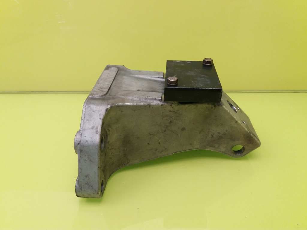 Soporte motor MITSUBISHI MONTERO PININ (H60/H70)