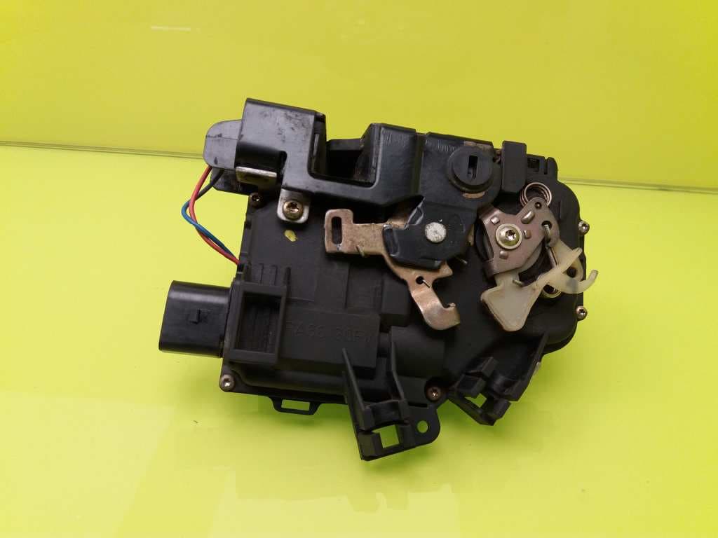 Cerradura puerta trasera izquierda AUDI A6 BERLINA (4F2) 3