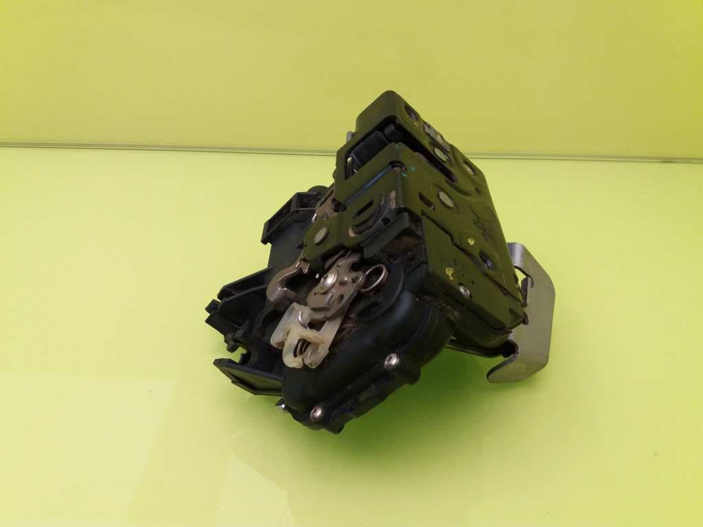 Cerradura puerta trasera izquierda AUDI A6 BERLINA (4F2) 2