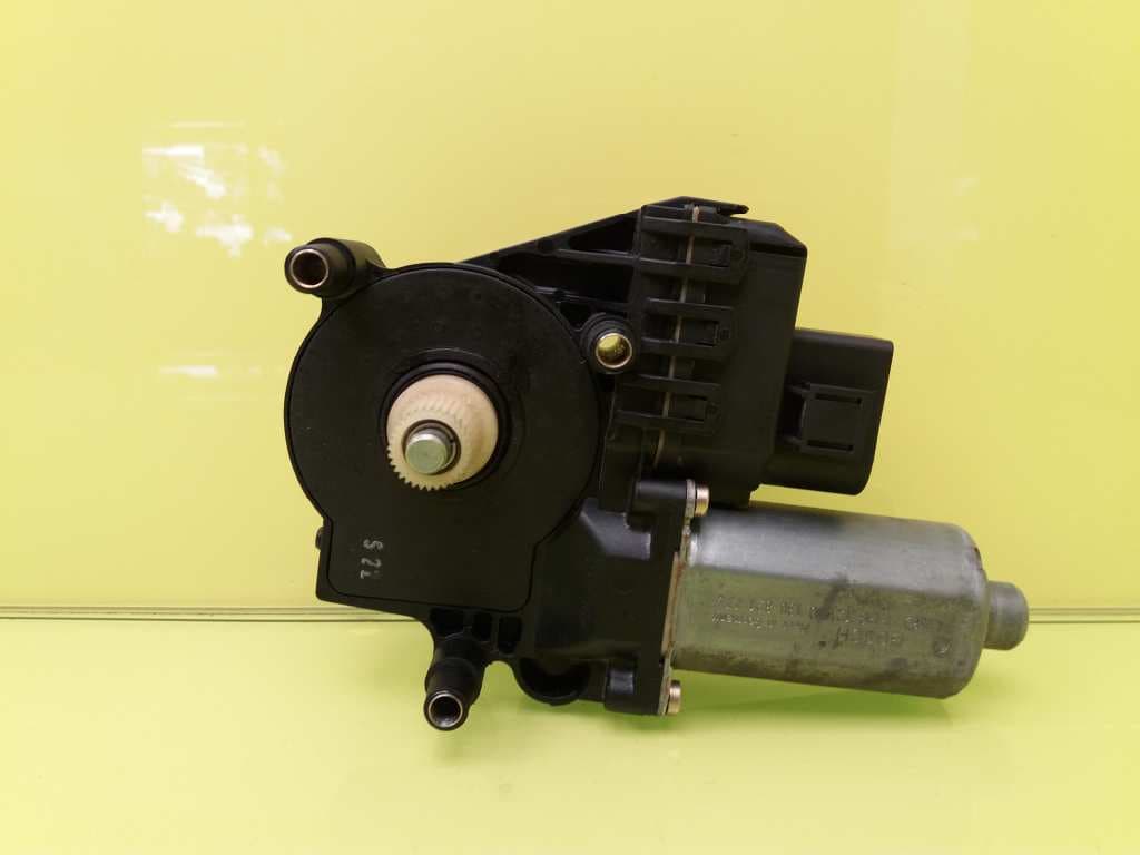 Motor elevalunas delantero derecho AUDI A6 BERLINA (4F2)
