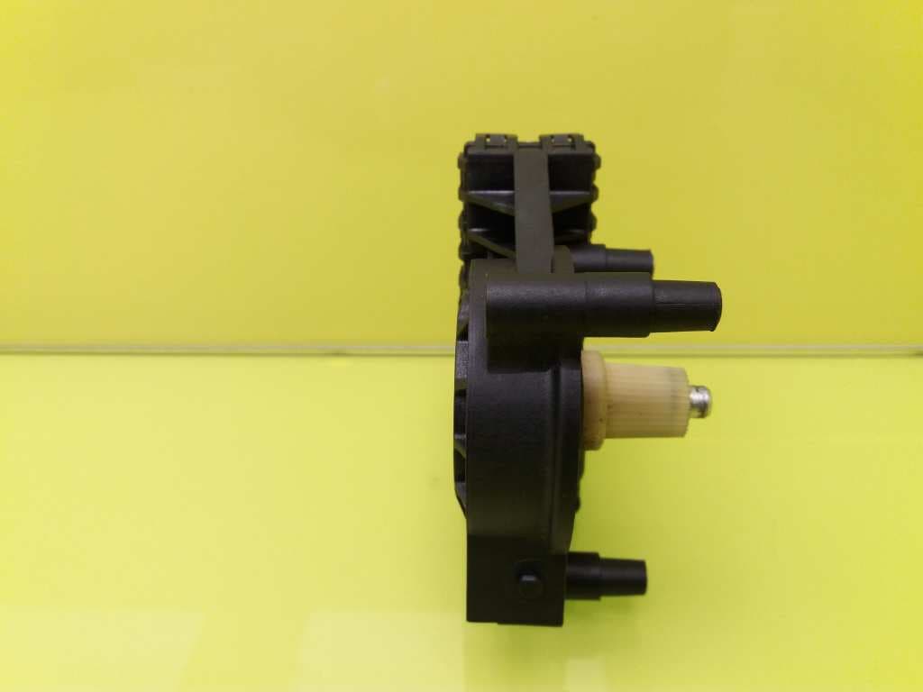 Motor elevalunas delantero derecho AUDI A6 BERLINA (4F2) 4