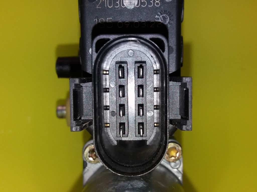 Motor elevalunas trasero izquierdo AUDI A6 BERLINA (4F2) 5