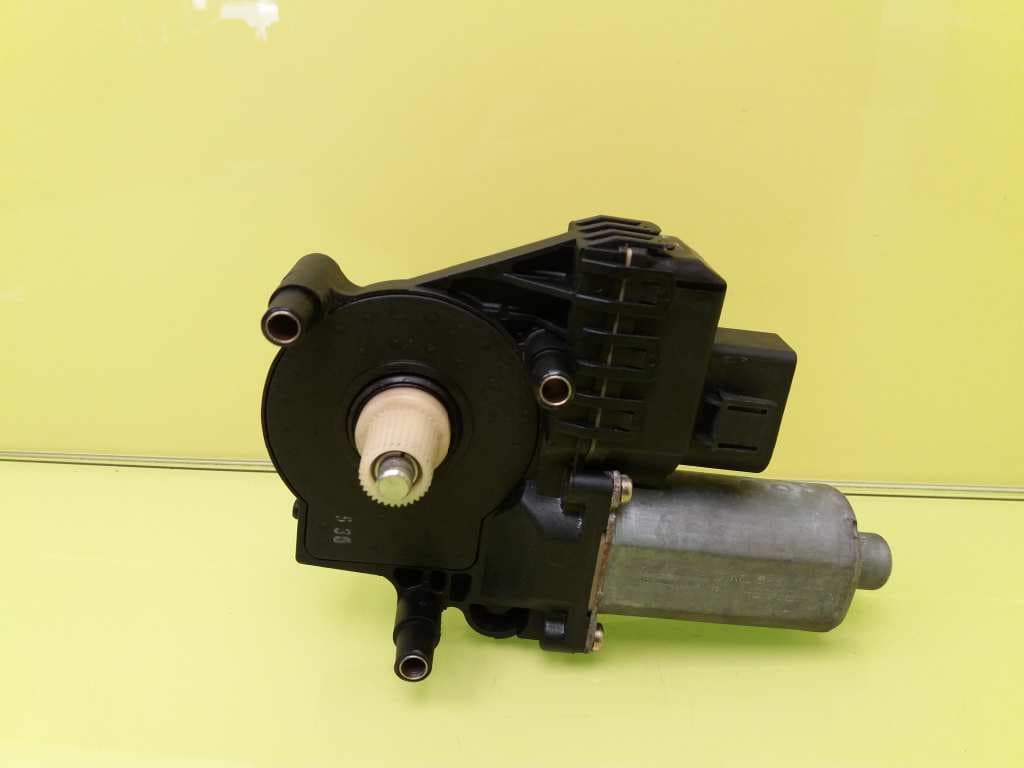 Motor elevalunas trasero izquierdo AUDI A6 BERLINA (4F2) 2