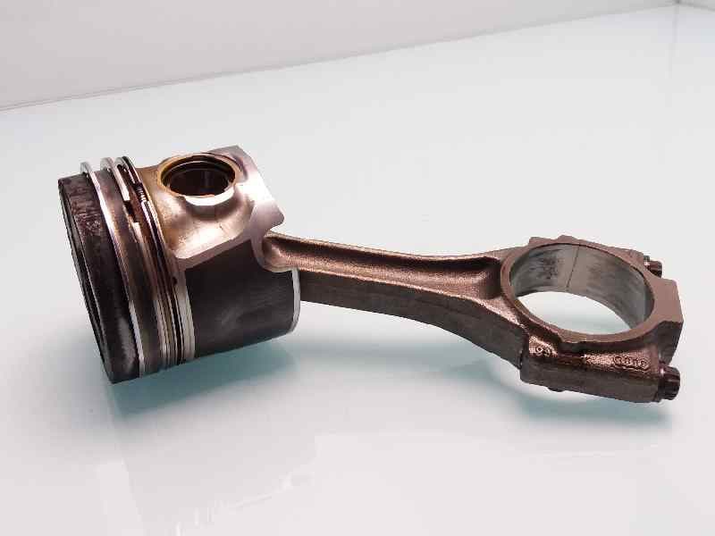 Piston SEAT LEON (1P1)