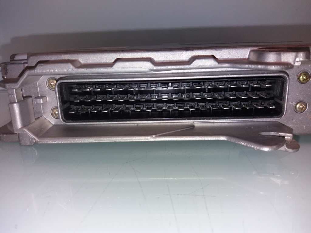 Centralita motor uce BMW SERIE 5 BERLINA (E34) 2