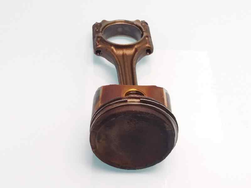 Piston SEAT LEON (1M1) 4