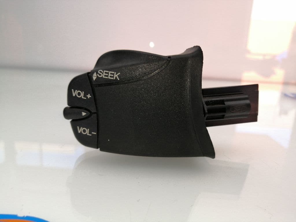 Mando multifuncion FORD FOCUS