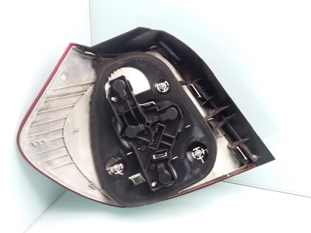 Piloto trasero derecho BMW SERIE 1 LIM 3