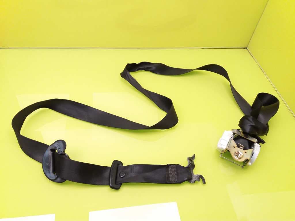 Cinturon seguridad delantero derecho BMW SERIE 1 LIM 2