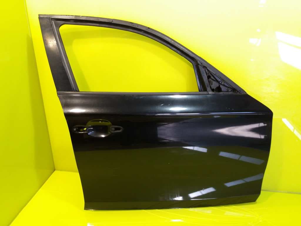 Puerta delantera derecha BMW SERIE 1 LIM