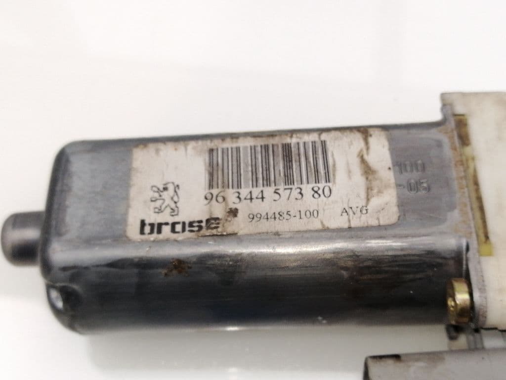 Motor elevalunas delantero izquierdo PEUGEOT 307 (S1) 2