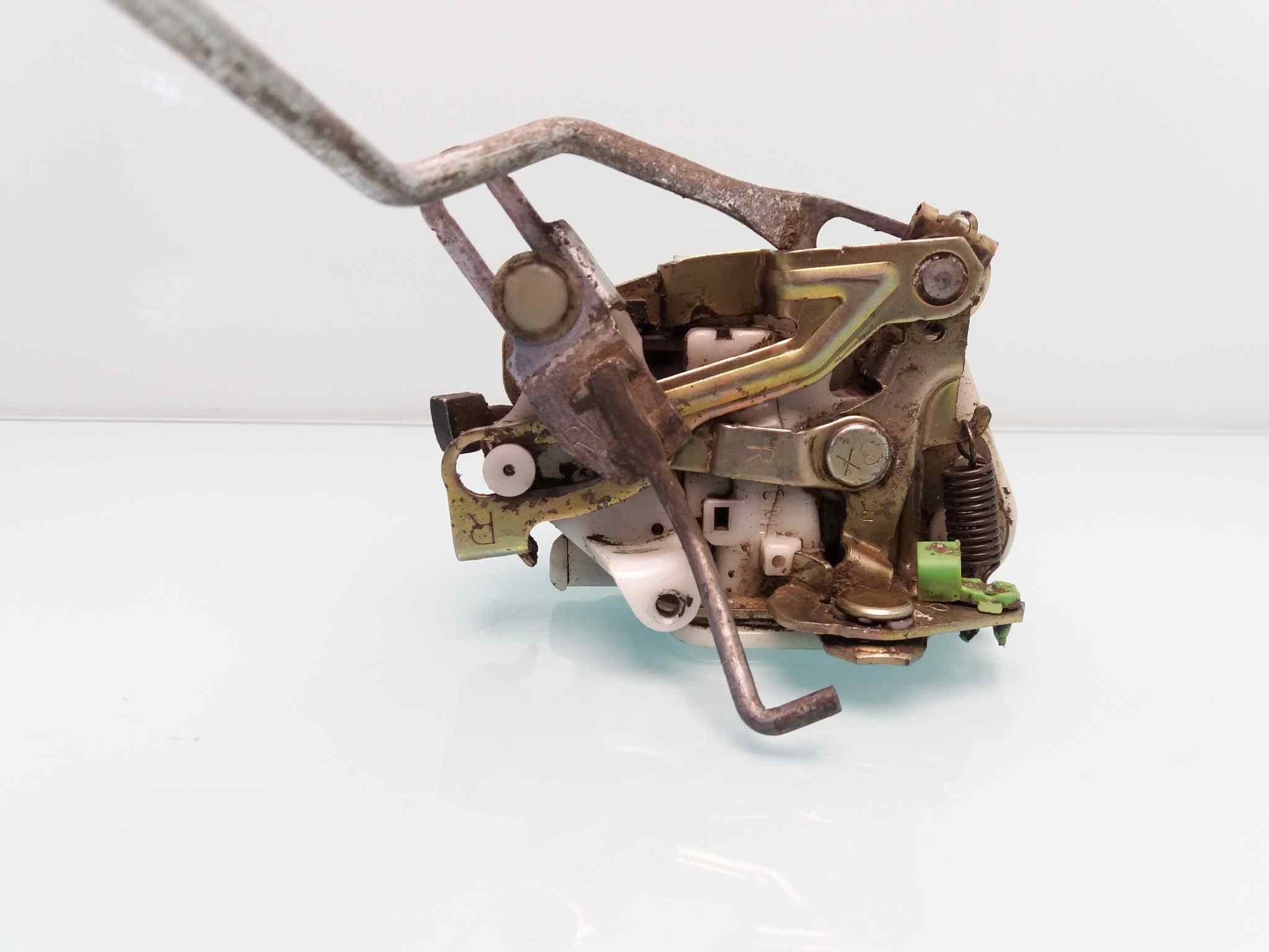Cerradura puerta delantera derecha MITSUBISHI MONTERO (V20/V40) 4