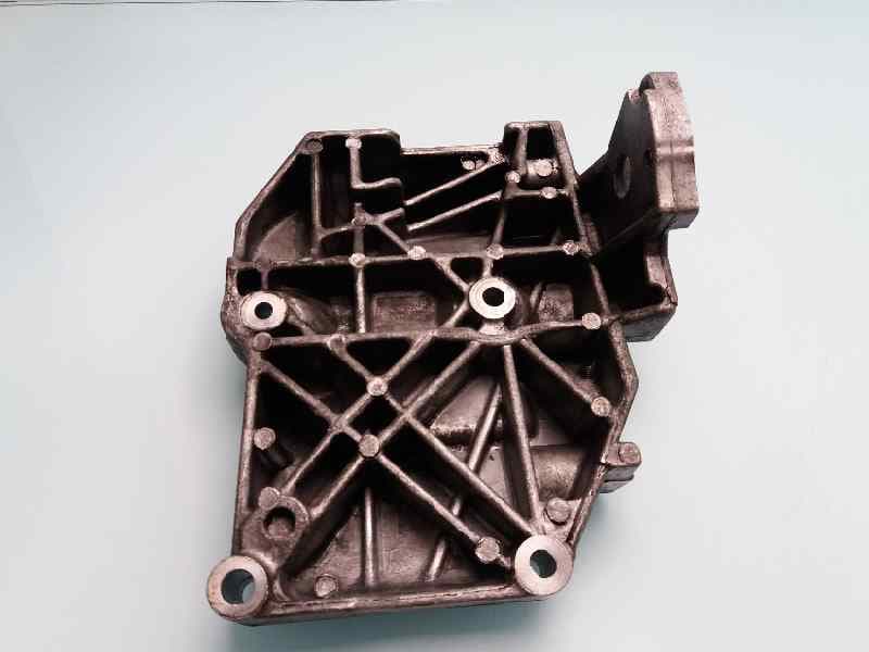 Soporte alternador AUDI A4 AVANT (8E) 3