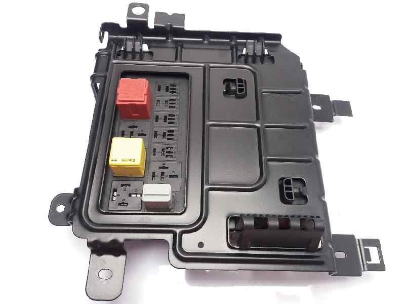 Caja reles / fusibles SAAB 9-3 BERLINA 2