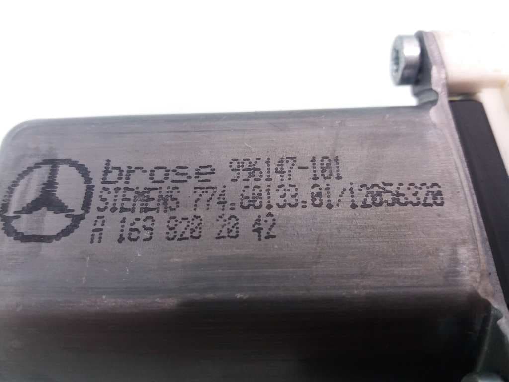 Motor elevalunas trasero derecho MERCEDES-BENZ CLASE B (W246) 3