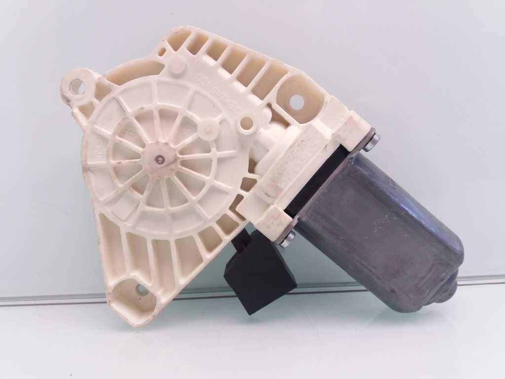 Motor elevalunas trasero derecho MERCEDES-BENZ CLASE B (W246) 2