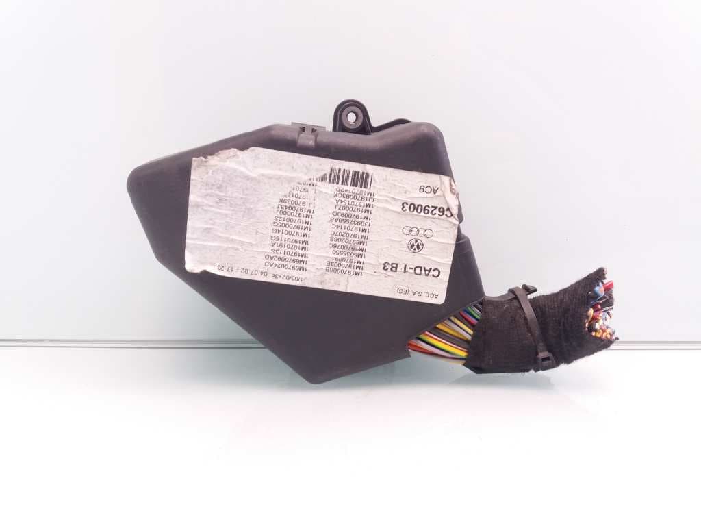 Caja reles / fusibles SEAT LEON (1M1) 3