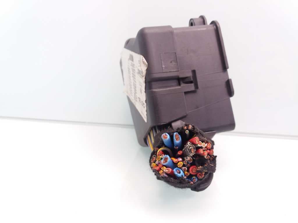 Caja reles / fusibles SEAT LEON (1M1) 2