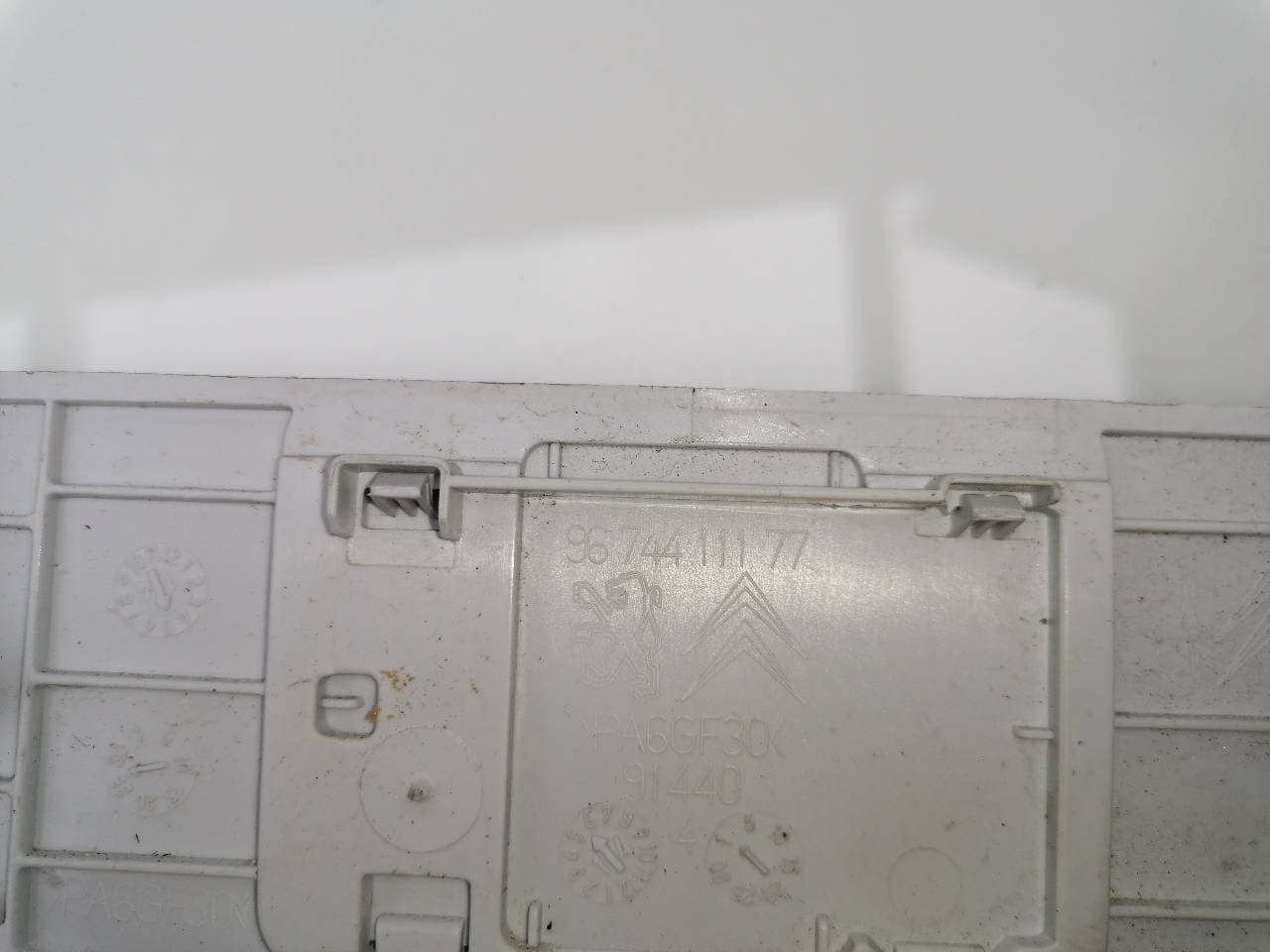 Plastico PEUGEOT 508 2