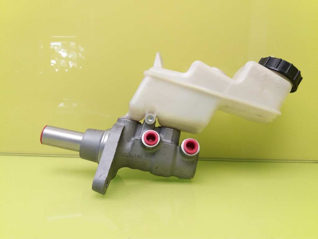 Bomba freno TOYOTA YARIS (KSP9/SCP9/NLP9)