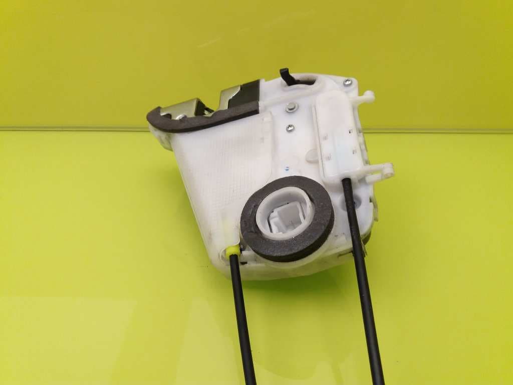 Cerradura puerta trasera izquierda TOYOTA YARIS (KSP9/SCP9/NLP9) 5