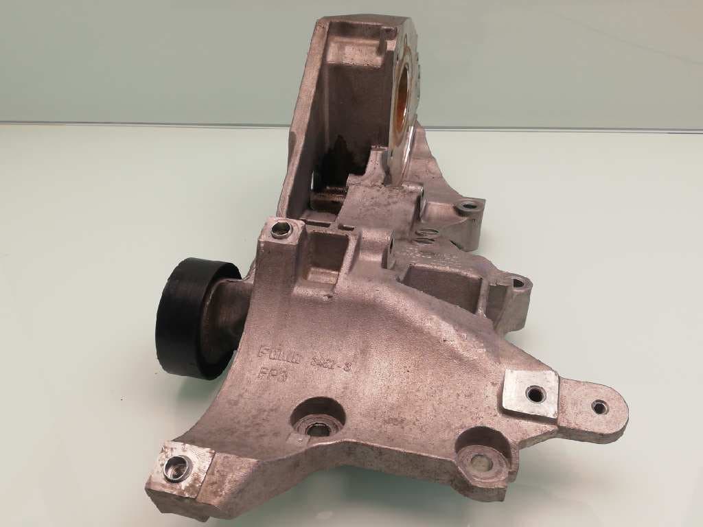 Soporte alternador SKODA RAPID 3