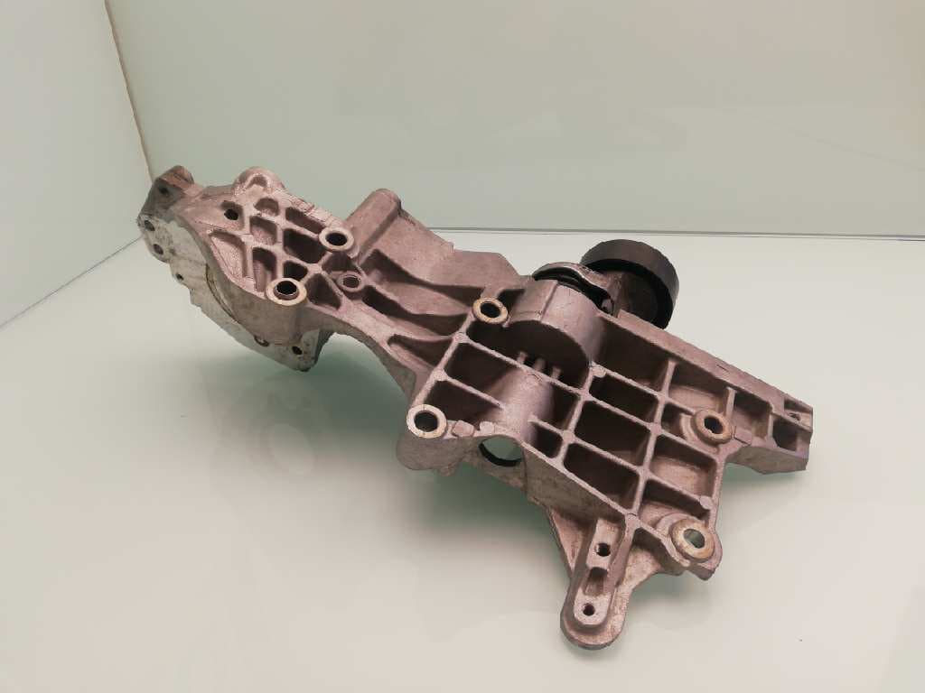 Soporte alternador SKODA RAPID 2