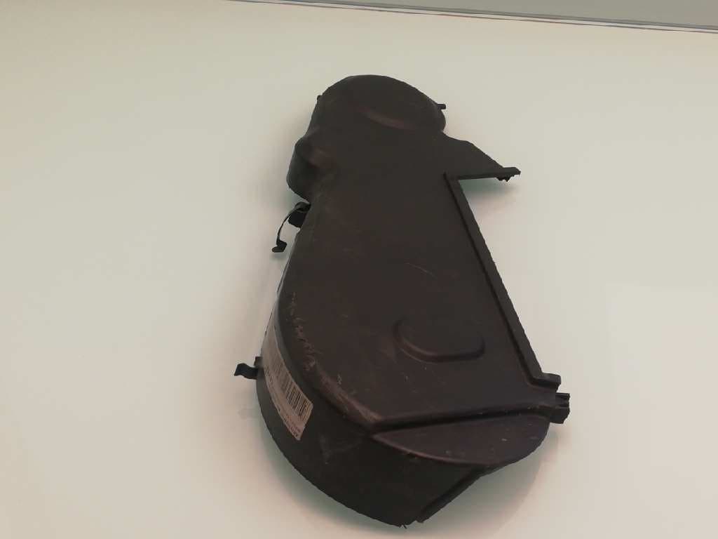 Tapa distribucion SKODA RAPID 3