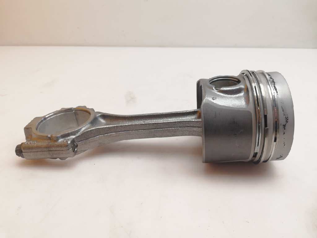 Piston SKODA RAPID