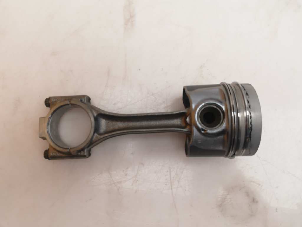 Piston SKODA RAPID 3