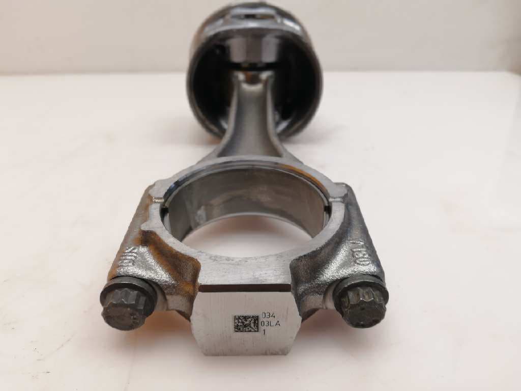 Piston SKODA RAPID 4