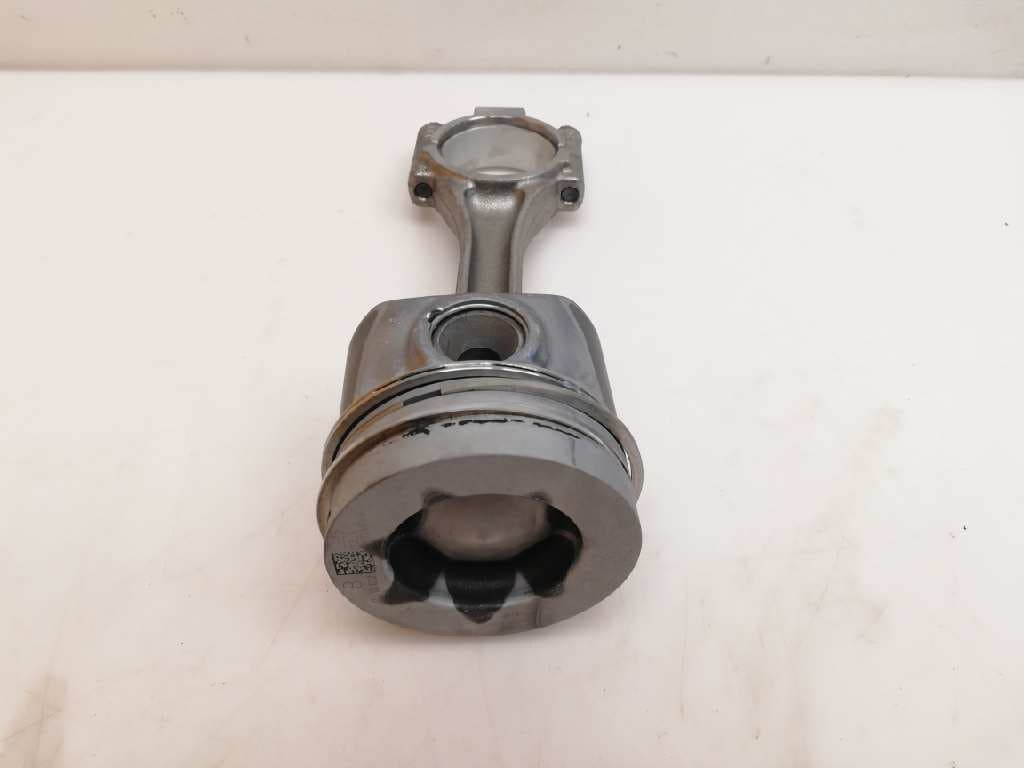 Piston SKODA RAPID 3