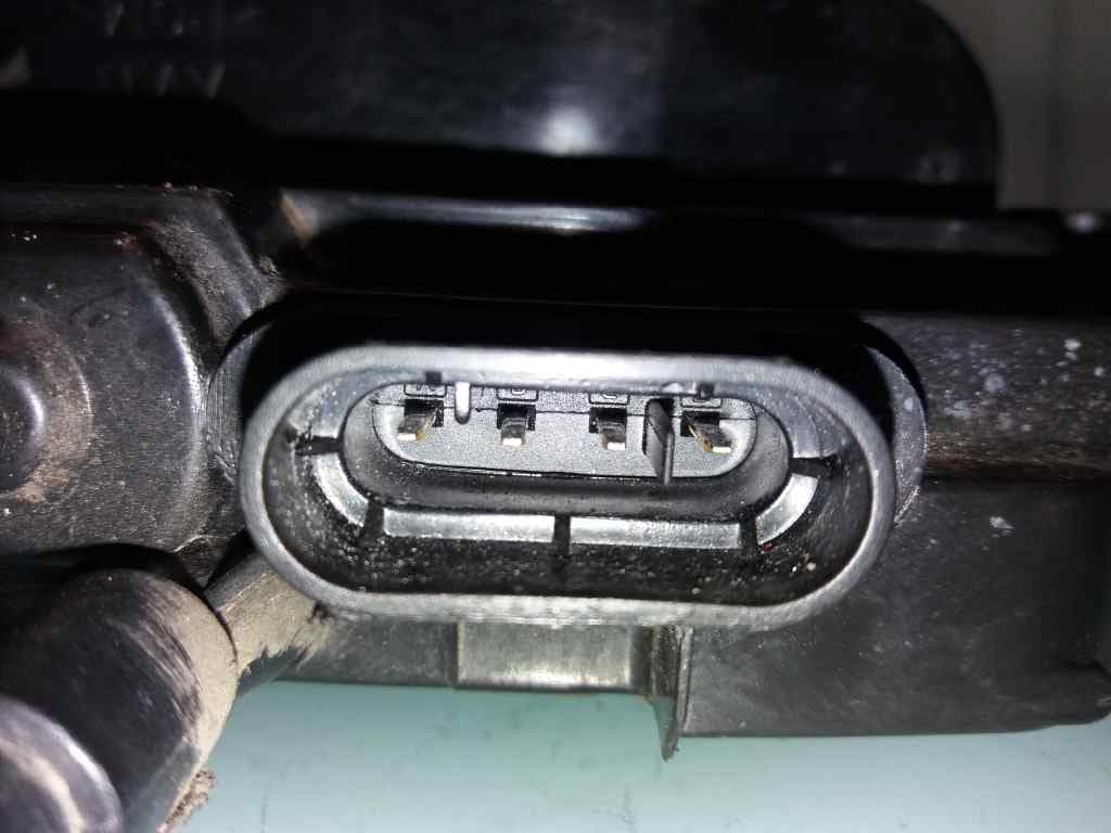 Cerradura puerta delantera derecha RENAULT MEGANE II BERLINA 3P 5