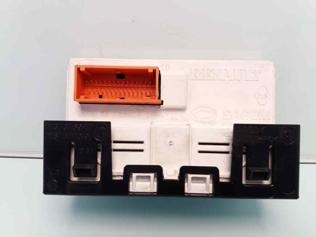 Pantalla multifuncion RENAULT MEGANE II BERLINA 3P 3